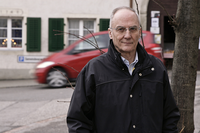 Redet Klartext: Kurt Henzi entkräftigt die Vorwürfe, die ihm gemacht werden.  Foto:Hausendorf