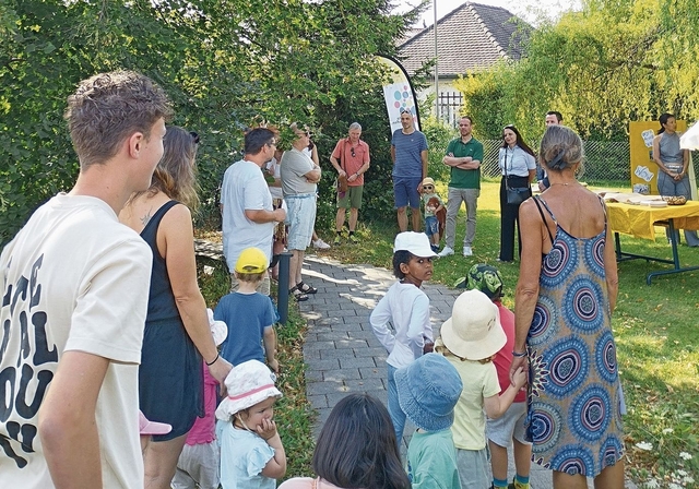 Feierliche Einweihung: Der neue Spielplatz erfreut seit einigen Tagen die Kinder. Foto: zvg