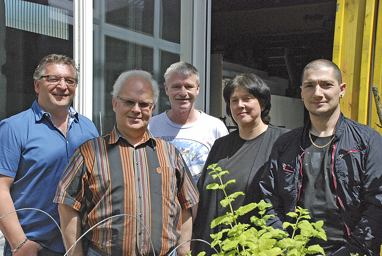 Haben alle viel zu erzählen: Mirko Martinelli, Domingo Lopez, René Schuler, Marianne Leupi und Gianpiero Didiadoro (v. l.). Foto: Thomas Brunnschweiler
