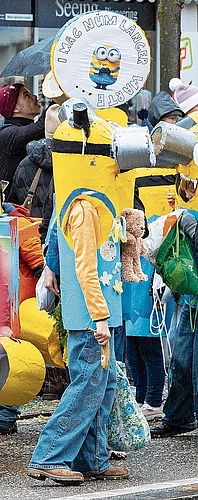 «I mag nüm länger warte ...»: Die Minions freuen sich auf den Umzug.