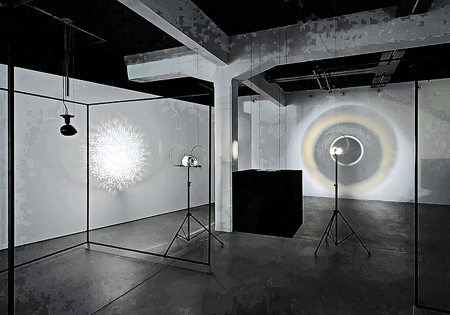 Ein Atelier in einer anderen Zeit und einem anderen Ort: Die Installation «Alomeris» von Pe Lang aus dem Jahr 2023. Fotos: Franz Wamhof/zVg
