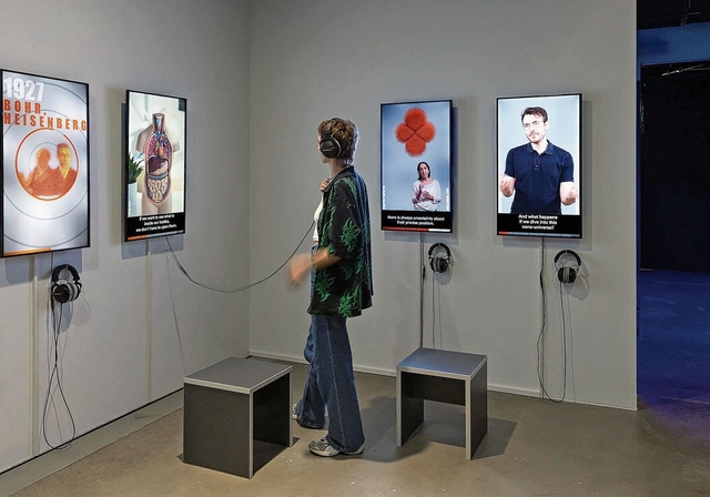 «Quantum Visions» zeigt, was Kunst in einem hochkomplexen Feld leisten kann: Sie übersetzt. Foto: zvg / Franz Wamhof