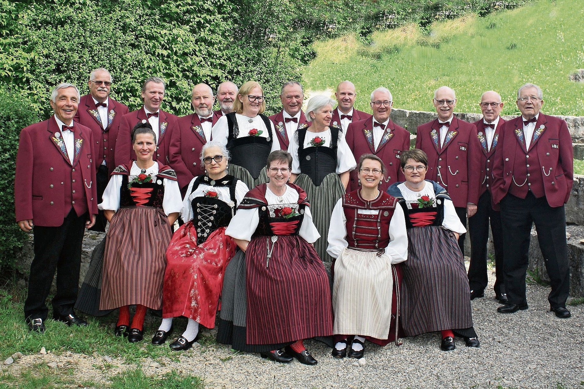 Hoffen auf ein gutes Resultat: die Jodlerinnen und Jodler des Jodlerklubs Reinach. Fotos: zvg