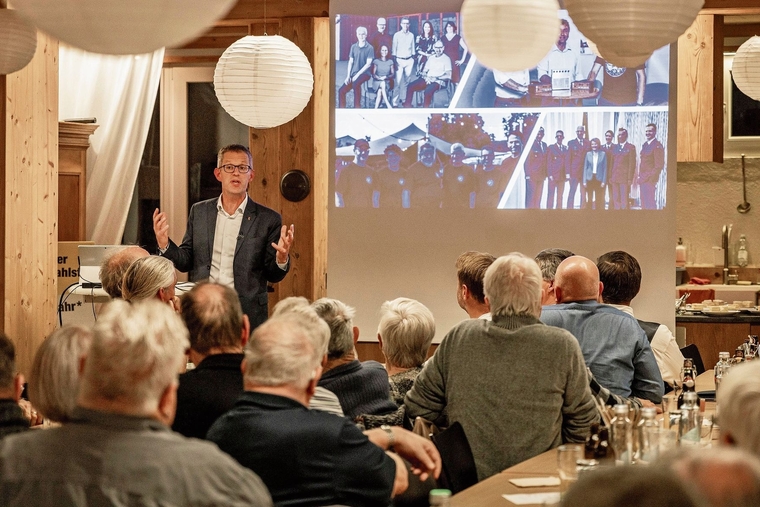 Bemüht um Konsens: Markus Eigenmann am SVP-Parteitag in Diegten. Foto: Katja Schmidlin