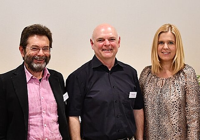 <em>«Ohne Euch wäre die Welt halb so schön»: </em>(v.l.) Markus Würsch mit seinen Vorstandskollegen: Dieter Bienek, Christoph Merckx, Melanie Schneider, Willi Spaar.<em>Foto: Bea Asper</em>