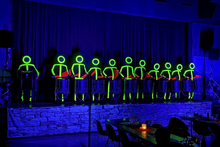 Die Tambourengruppe der Stadtmusik Harmonie Laufen: Verzaubert mit Präzision, Geschicklichkeit und Farben.