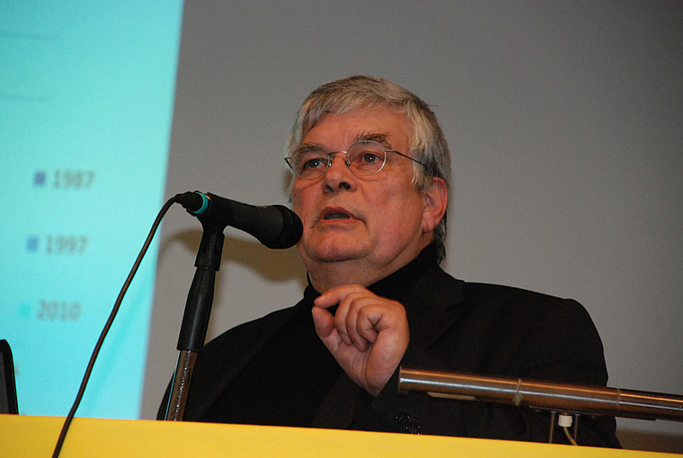 Nahost-Experte und Gesicht des Mittleren Ostens: Ulrich Tilgner sprach zur «Spur des Scheiterns – westliche Interventionen im Orient». Foto: thomas Brunnschweiler