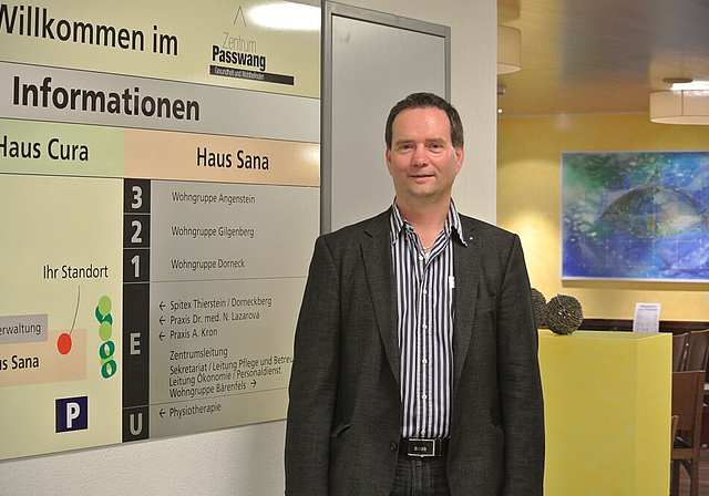 Auf Erfolgskurs: Michael Rosenberg, Leiter Zentrum Passwang, bedankt sich bei den Mitarbeitenden. «Sie haben einen grossen Anteil am hervorragenden Jahresergebnis. Die Belegungstage sind mit 101 Prozent am absoluten Maximum angekommen.»   Foto: Bea