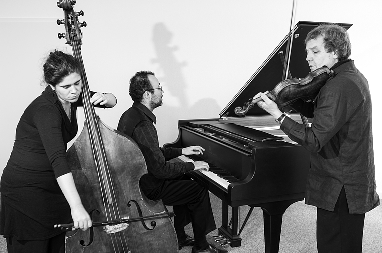 Musik für Jung und Alt: La Banda Ki mit Clara Gervais, Michelangelo Rinaldi und Volker Biesenbender. ZVG