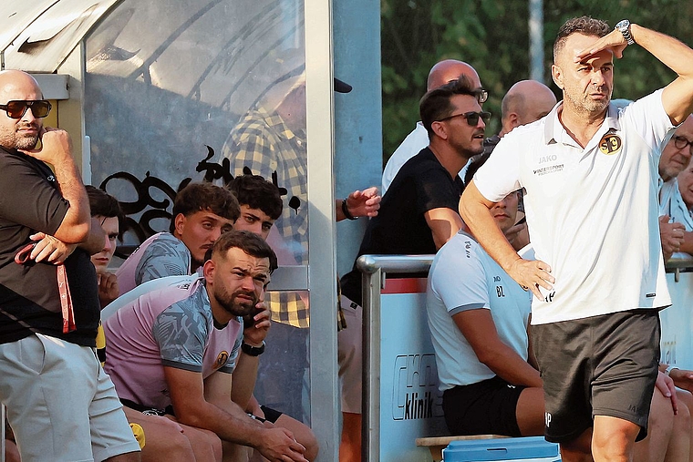 Gute Aussichten? SC-Dornach-Trainer Arjan Peço will mit seinem Team wieder vorne mitspielen. Foto: Edgar Hänggi