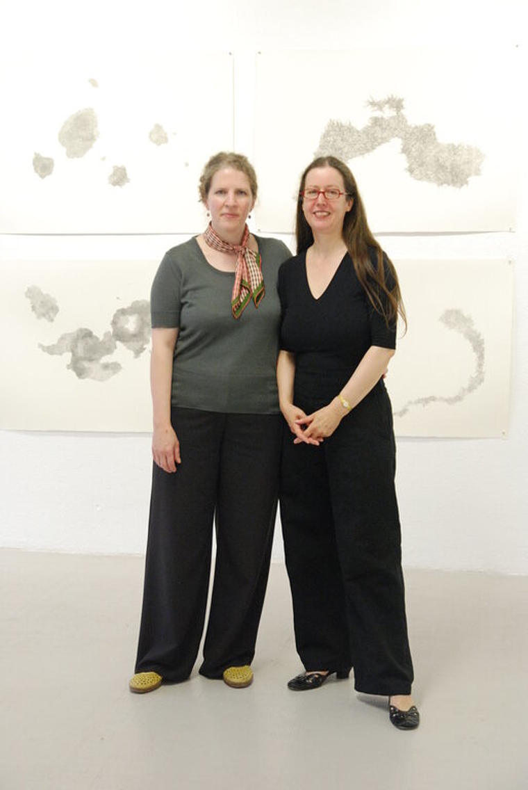Die beiden Künstlerinnen: Nicole Ackermann Pearce (l.) und Regula Abraham.