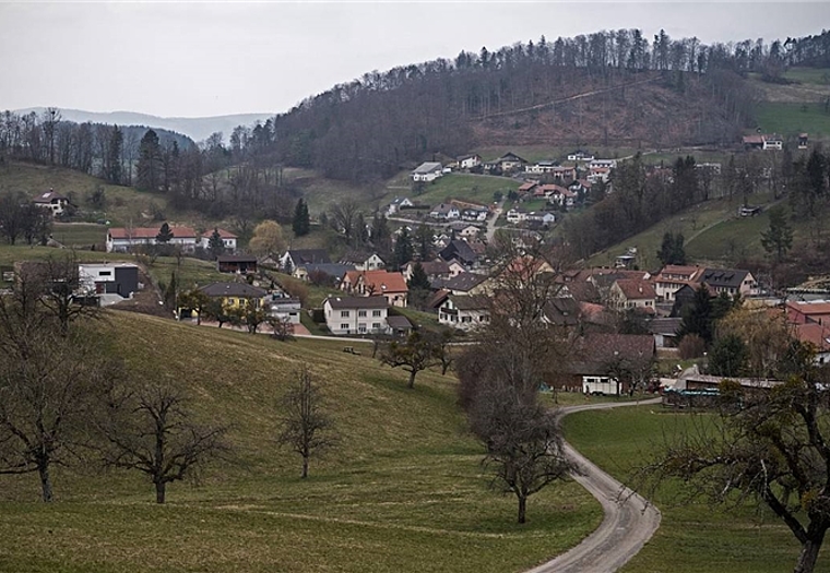 <em>Wieder selbstständig: </em>Blick auf Zullwil.Foto: Roland schmid