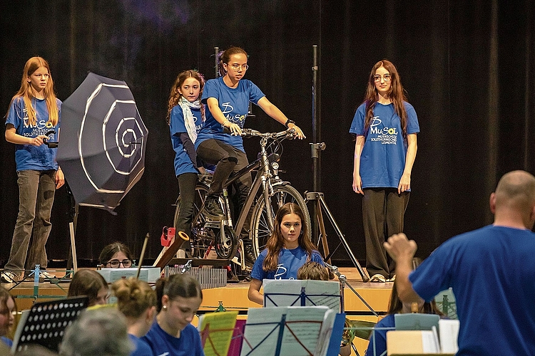 Die Zeitmaschine: Sie dreht sich im Hand- beziehungsweise im Fussbetrieb.