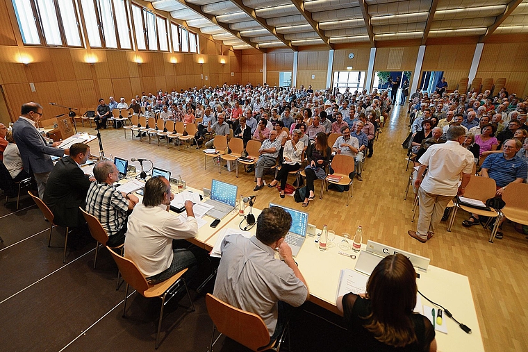 Selten so gut besucht: Münchenstein stimmte 2014 gegen einen Einwohnerrat.Foto: Archiv / Juri Junkov