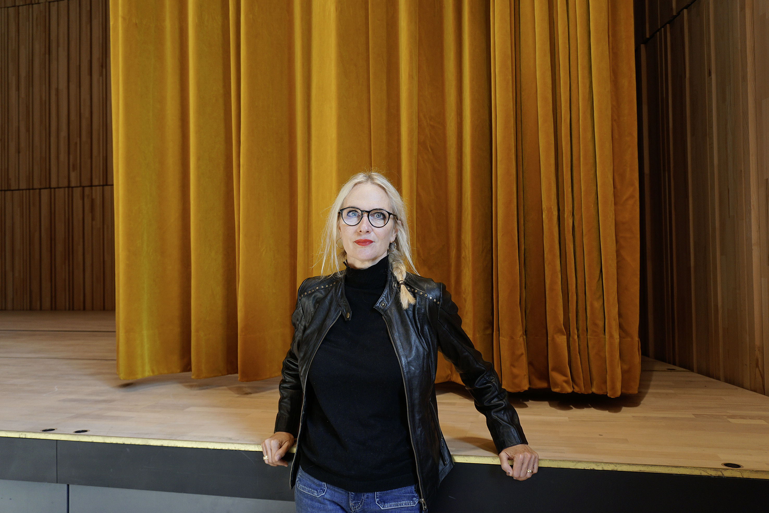 Verantwortlich: die Regisseurin der Theatercompany, Andrea Pfaehler.