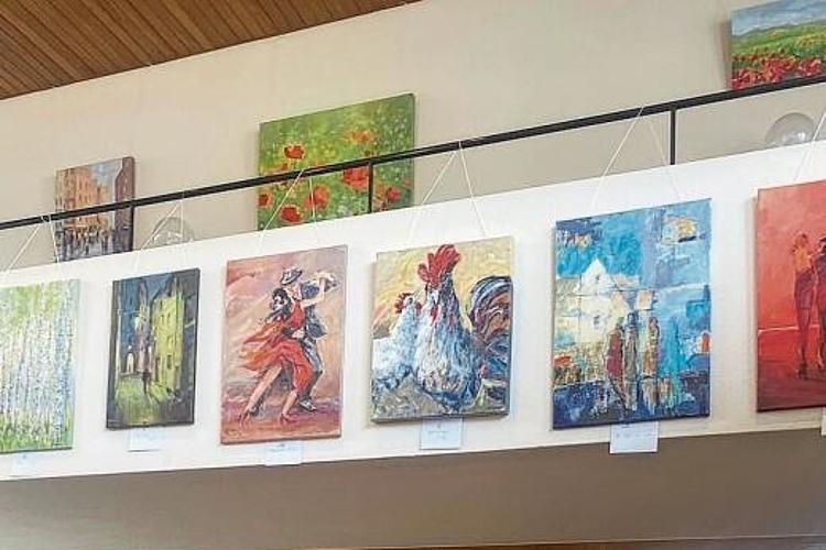 Für jeden Geschmack etwas dabei: Kunstschaffende stellten ihre Werke am Kunsthandwerkermärt aus.