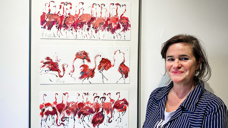 Ehemalige «Artist-in-Residence»: Susanne Smajic vor einer ihrer Tierstudien. Foto: ZVG