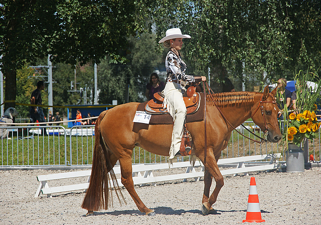 Harmonie zwischen Pferd und Reiterin: Jasmina Hunziker (17) ist im Westernreiten eine Klasse für sich.  Foto: ZVG