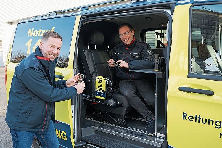 Ging viral: die passend zum Einsatzfahrzeug folierte Kaffeemaschine. Foto: Tobias Gfeller Ging viral: die passend zum Einsatzfahrzeug folierte Kaffeemaschine. Foto: Tobias Gfeller