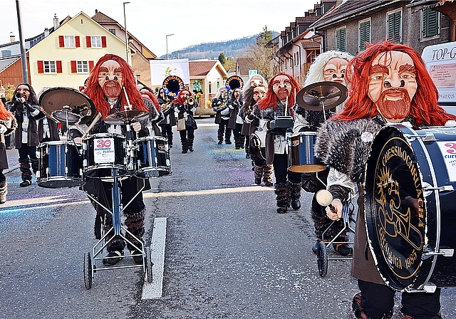 Sie haben Spass: Die Hobbit-Ruächä der Chessilochruächä. Fotos: Roland Bürki 

