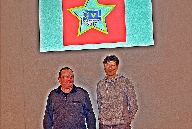 «Make Lützel great»: GvL-Präsident Hansjürg Mani (links) und Alex Meier, OK-Präsident Gewerbeausstellung 2017, stehen unter einem guten Stern und strahlen. Foto: Roland Bürki