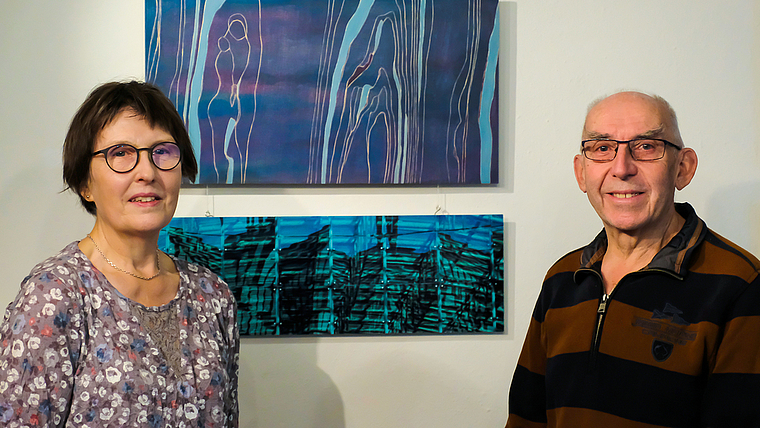 Parallelen: Shirley Müller und Peter Riedwyl haben sich künstlerisch aufgrund stilistischer Ähnlichkeiten gefunden. Foto: Thomas Brunnschweiler