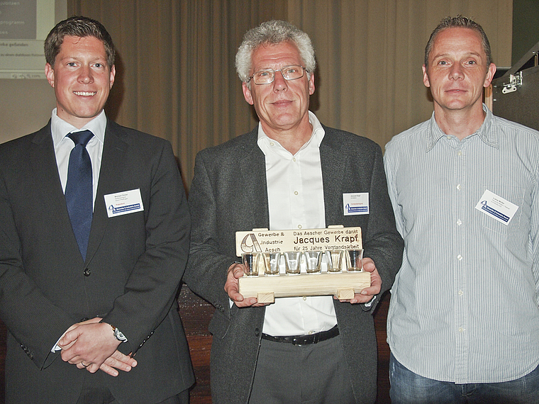 Der Präsident, das Ehrenmitglied und der «Neuling»: Michael Dreier, Jacques Krapf und Lukas Müller (v. l.). Foto: Tobias Gfeller