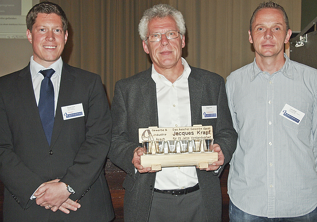 Der Präsident, das Ehrenmitglied und der «Neuling»: Michael Dreier, Jacques Krapf und Lukas Müller (v. l.).  Foto: Tobias Gfeller