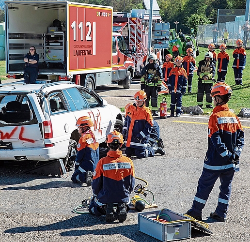 Jugendfeuerwehr: Die Jugendlichen sind mit Ernst und Spass bei der Sache.