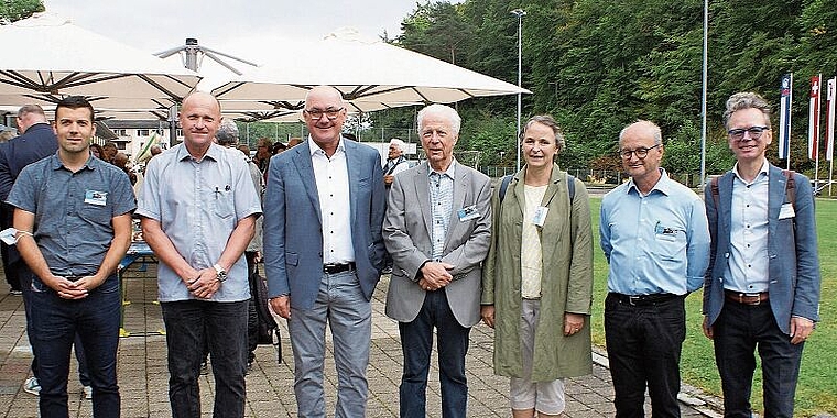 Verantwortlich für die Europäischen Tage des Denkmals in Liesberg: v.l. Philippe Allemann, Ortsbildpfleger, Markus Wackernagel, Gemeindepräsident Liesberg, Isaac Reber, Regierungsrat Basel-Landschaft, Giuseppe Gerster, Architekt, Brigitte Frei-Hei