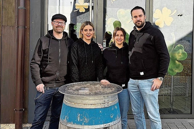 Möchten dem «Go-In» einen frischen Anstrich verpassen und das Stedtli beleben: (v. l.) Adrian Billerbeck, Stephanie Wolf, Julia Mazzuchetti und Pascal Wolf. Foto: zvg