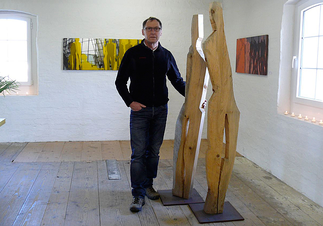 Andreas Malzach: In seinem Atelier, das am Wochenende zum Ausstellungsraum wurde.  Foto: zvg