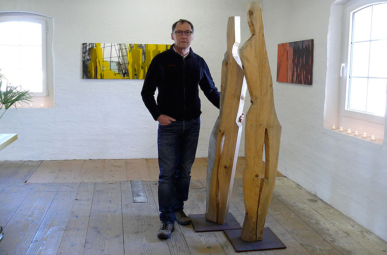 Andreas Malzach: In seinem Atelier, das am Wochenende zum Ausstellungsraum wurde.  Foto: zvg