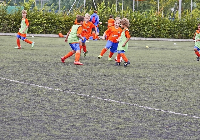 Grosses Angebot und ebensolche Nachfrage: Die Fussballschulen sind in der Region sehr beliebt.  Foto: ZVG