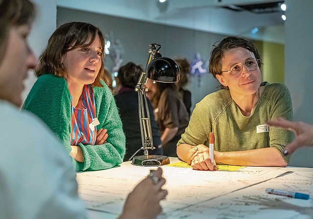 Angeregter Austausch: Was ein modernes Museum heute bieten soll und kann, wurde an den Tischen diskutiert. Foto: zVg/Kathrin Schulthess Fotografie