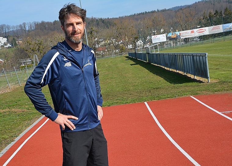 <em>200 Meter sollen nicht Endstation bleiben: </em>LZT-Präsident Tobias Holliger zeigt den Weg zur Foto: roland bürki