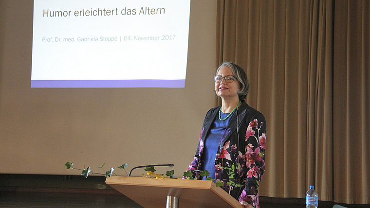 Guter Rat: «Lachen Sie bewusst, laut und herzlich», rät Gabriela Stoppe den Senioren.