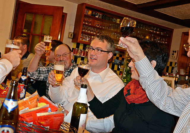 Boxenstopp in Beinwil: Bonne chance, Remo!   Foto: Roland Bürki