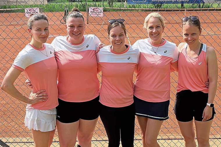 Damen 1 Aktive 1. Liga (v. l.): Veronica Haber, Julia Stegmüller, Jolanda Marti, Isabelle Fasciglione und Denise Dietler. Foto: zvg