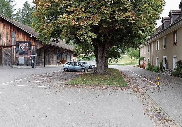 Gemeinsamer Quartierplan mit dem Areal Sonnenhof? Wie es mit dem Badhof (im Bild) weitergehen soll, 
ist Anlass hitziger Diskussionen. Foto: Benedikt Kaiser