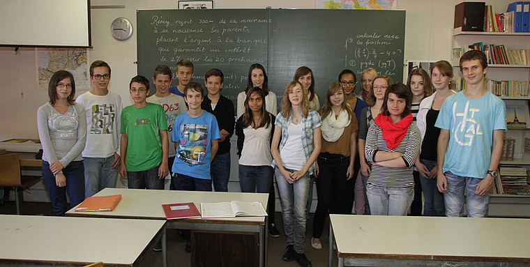 Welsch- und Deutschschweizer: Die gemischtsprachige Klasse P4j am Regionalen Gymnasium Laufental-Thierstein. Foto: Martin Staub