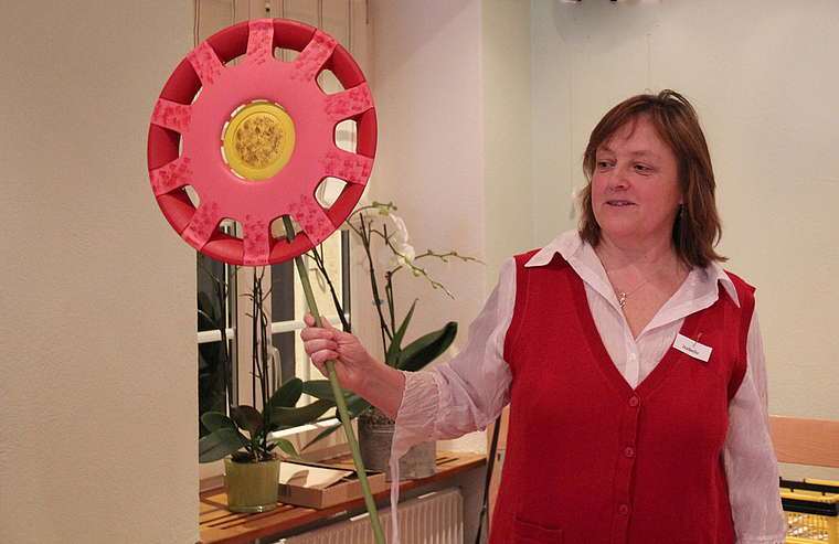 Ein interessanter Tag für die Gäste: «Solch› tolle, von unseren Frauen kreierte Raddeckelblumen, und viele andere Kreationen werden an der Ausstellung gezeigt», erklärt Präsidentin Isabelle Strebel.