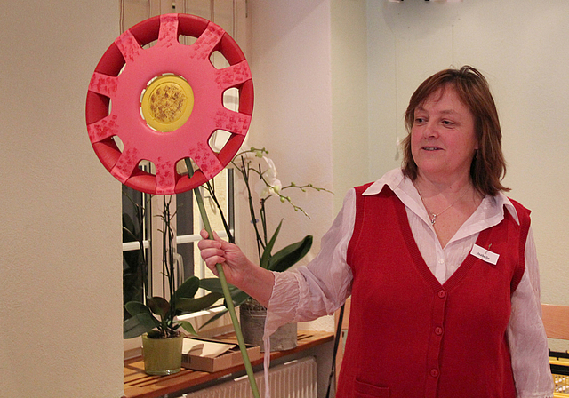 Ein interessanter Tag für die Gäste: «Solch› tolle, von unseren Frauen kreierte Raddeckelblumen, und viele andere Kreationen werden an der Ausstellung gezeigt», erklärt Präsidentin Isabelle Strebel. 
