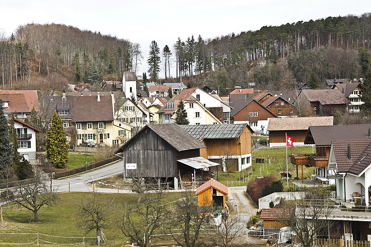 Wie verändert sich am 14. April das politische Gempen? Eine grosse Auswahl an valablen Kandidaten sorgt für Spannung. Foto: Edmondo Savoldelli