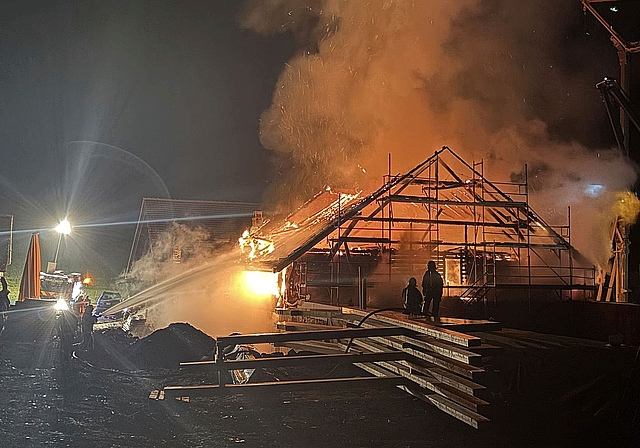 Verheerend: Das Wohnhaus der Familie Odermatt ist vollständig abgebrannt.  Foto: Polizei Basel-Landschaft