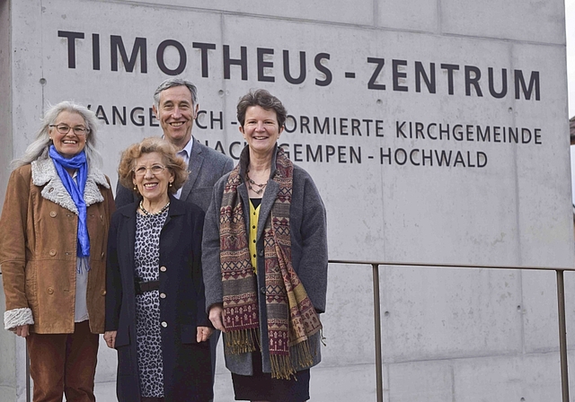 Ev.-ref. Kirchgemeinderat: (v. l. ) Jaya Weyermann, Hedwig Vögtlin, Fredi Buchmann, Evelyn Borer.  Foto: Sabine Borer