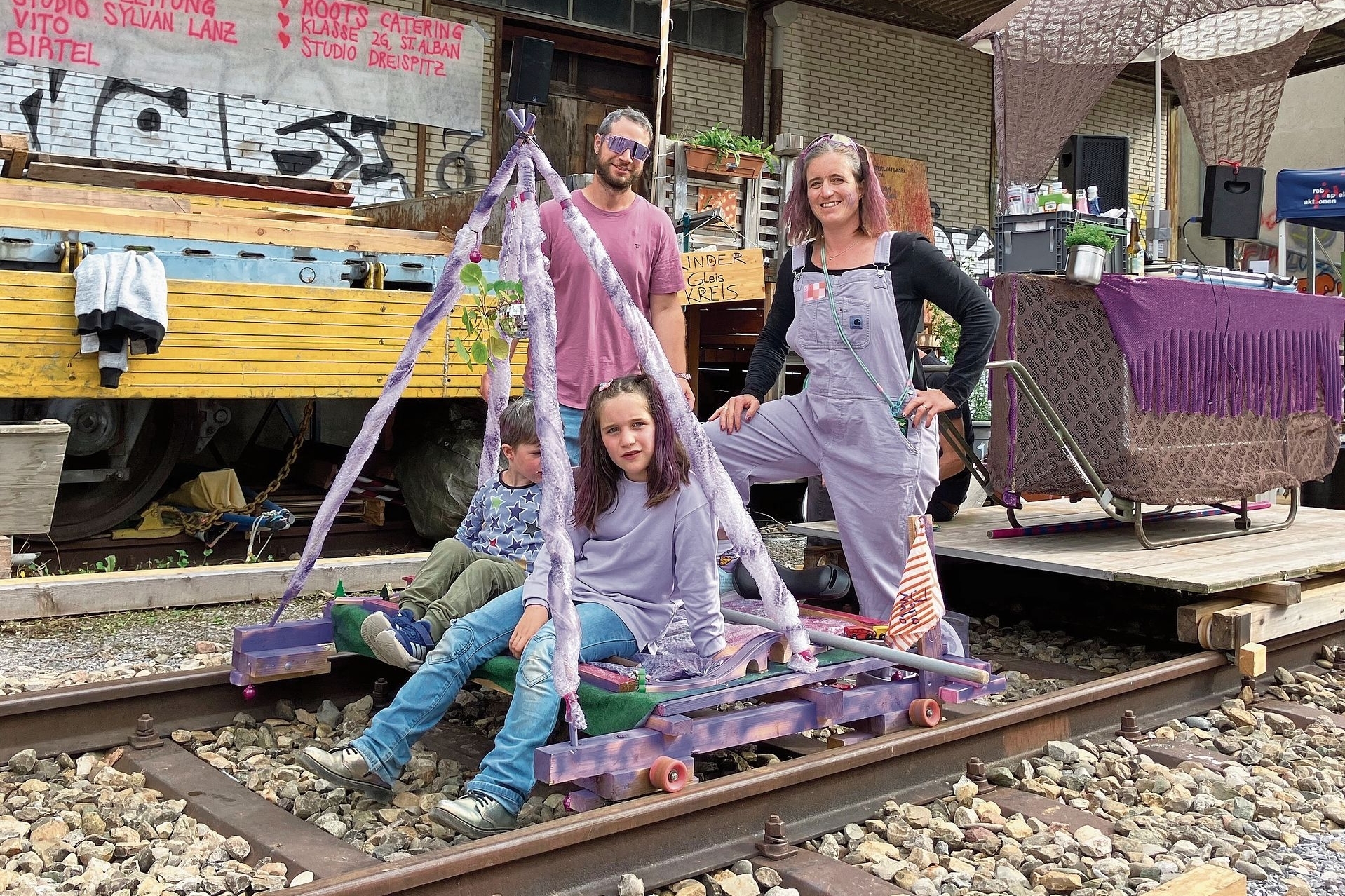 «Funky Gleis Glitter»: Das Gefährt der Familie Reift war ein echter Blickfang.