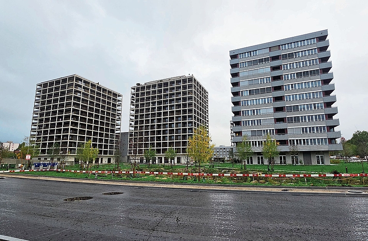 Schall durchs Birstal: Der Wind pfeift auf die baulichen Anpassungen an den Häusern – sie bringen offensichtlich keine Verbesserungen. Foto: Fabia Maieroni
