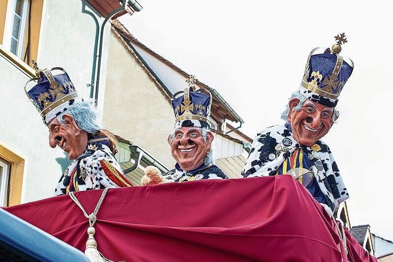 Mehrfach Charles: Die Brislacher Hornviehzunft frönt dem späten King of England. Fotos: Martin Staub