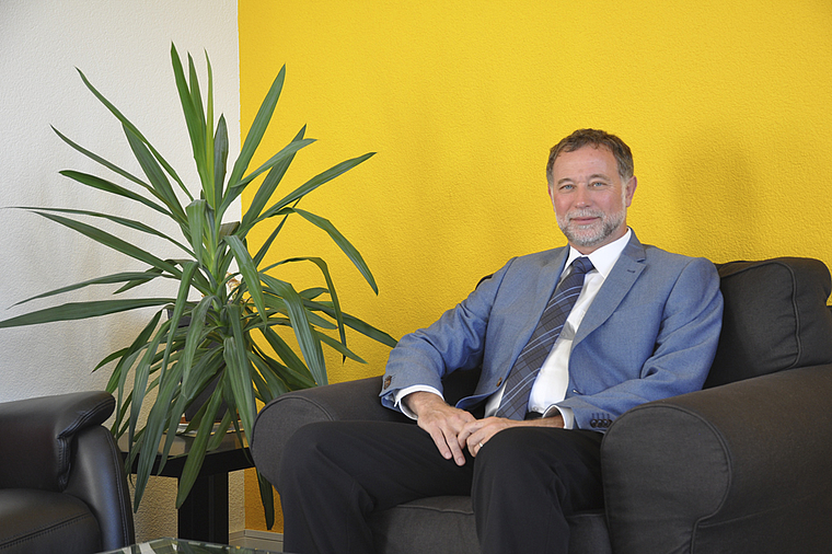 «Meine Mitarbeiter sollen sich wohlfühlen»: Inhaber Martin Wechsler in seiner Firma in Aesch. Foto: Isabelle Hitz